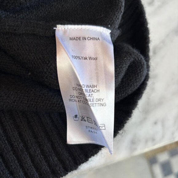 Quince Black Wool Sweater Medium NWT - Picture 4 of 4